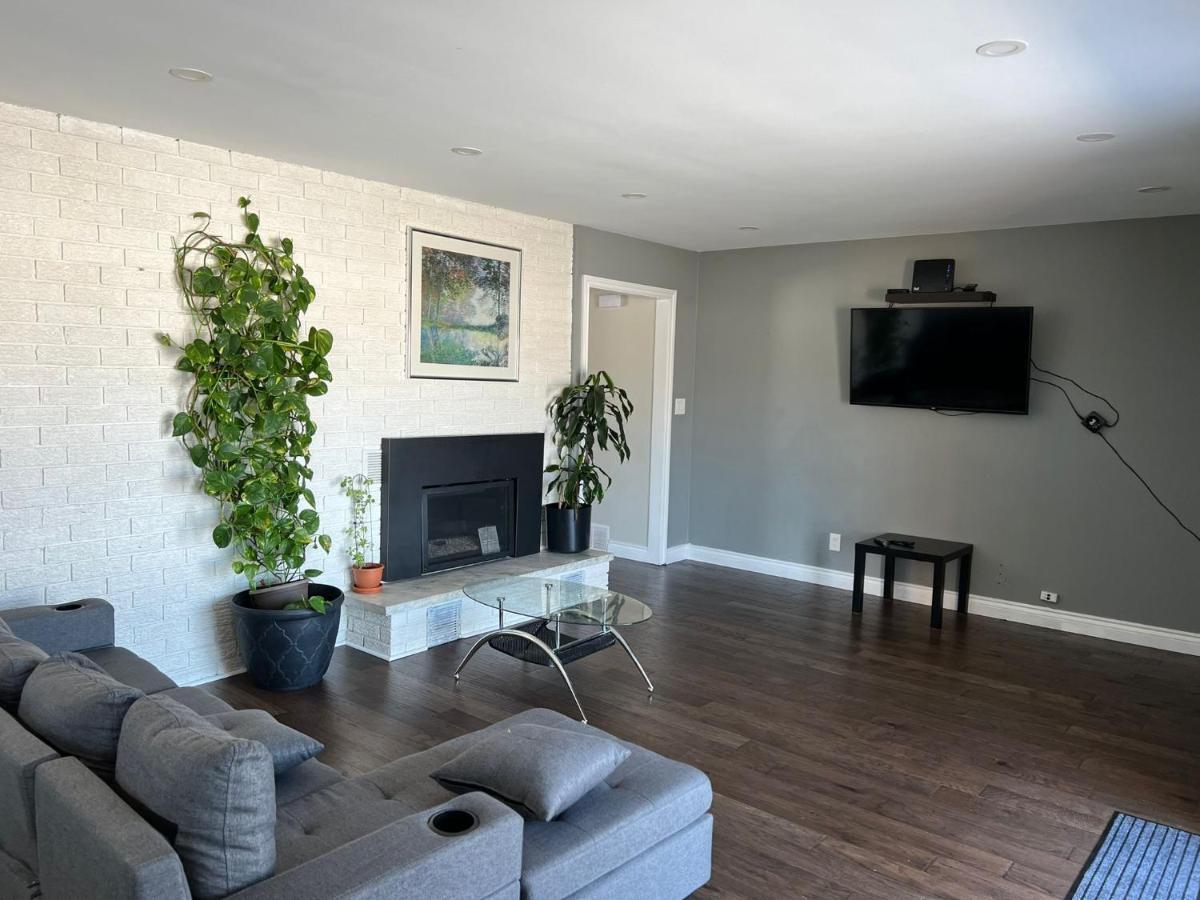 Bowmanville Event Place Ngoại thất bức ảnh