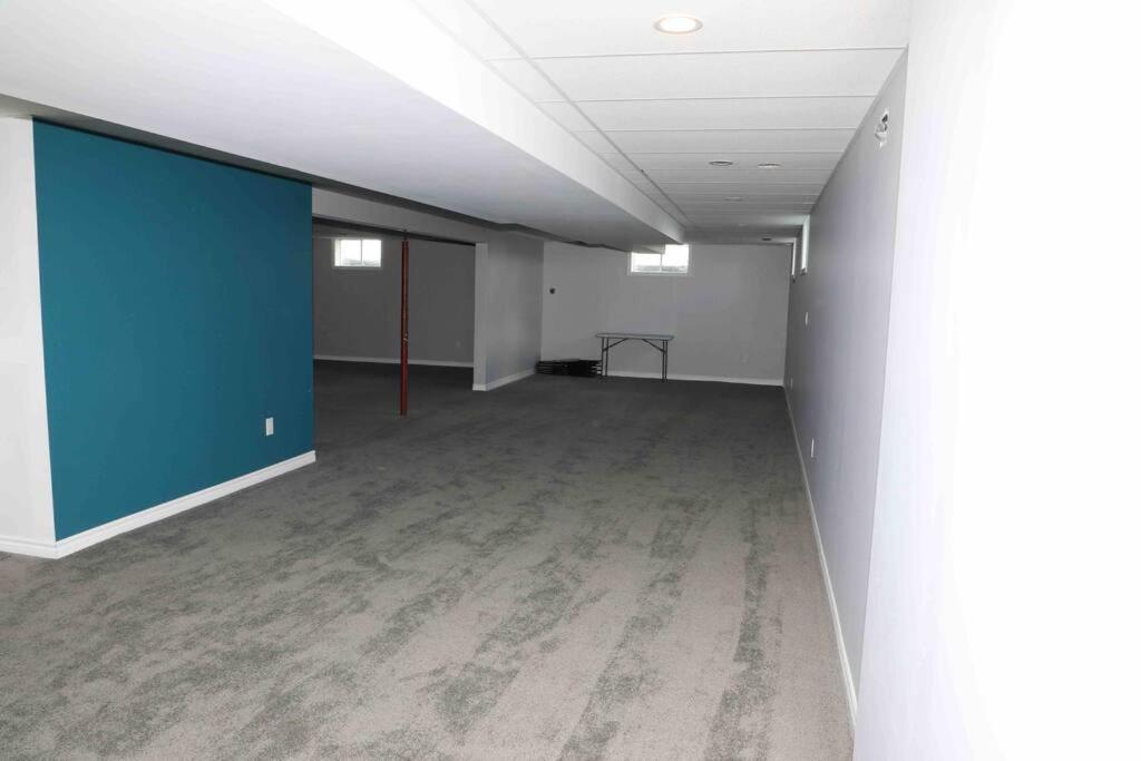 Bowmanville Event Place Ngoại thất bức ảnh