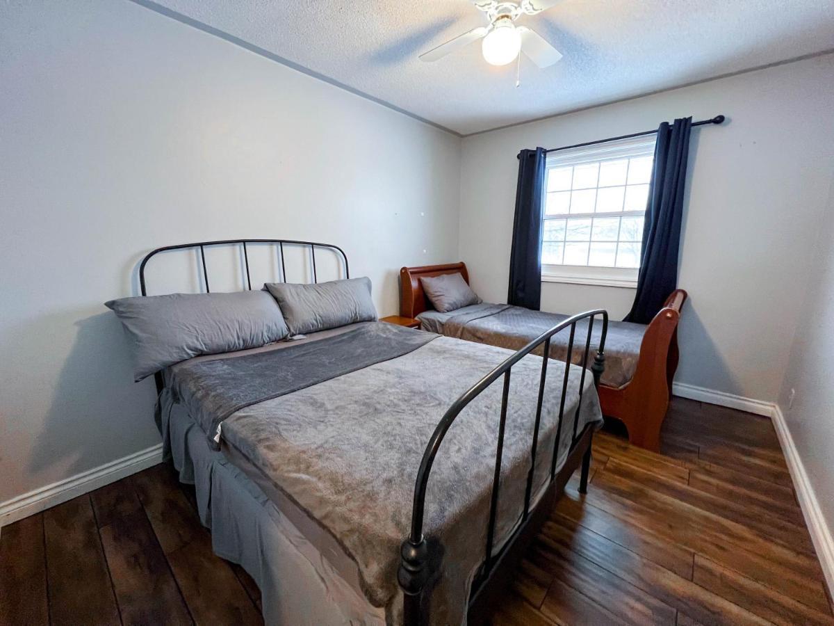 Bowmanville Event Place Ngoại thất bức ảnh