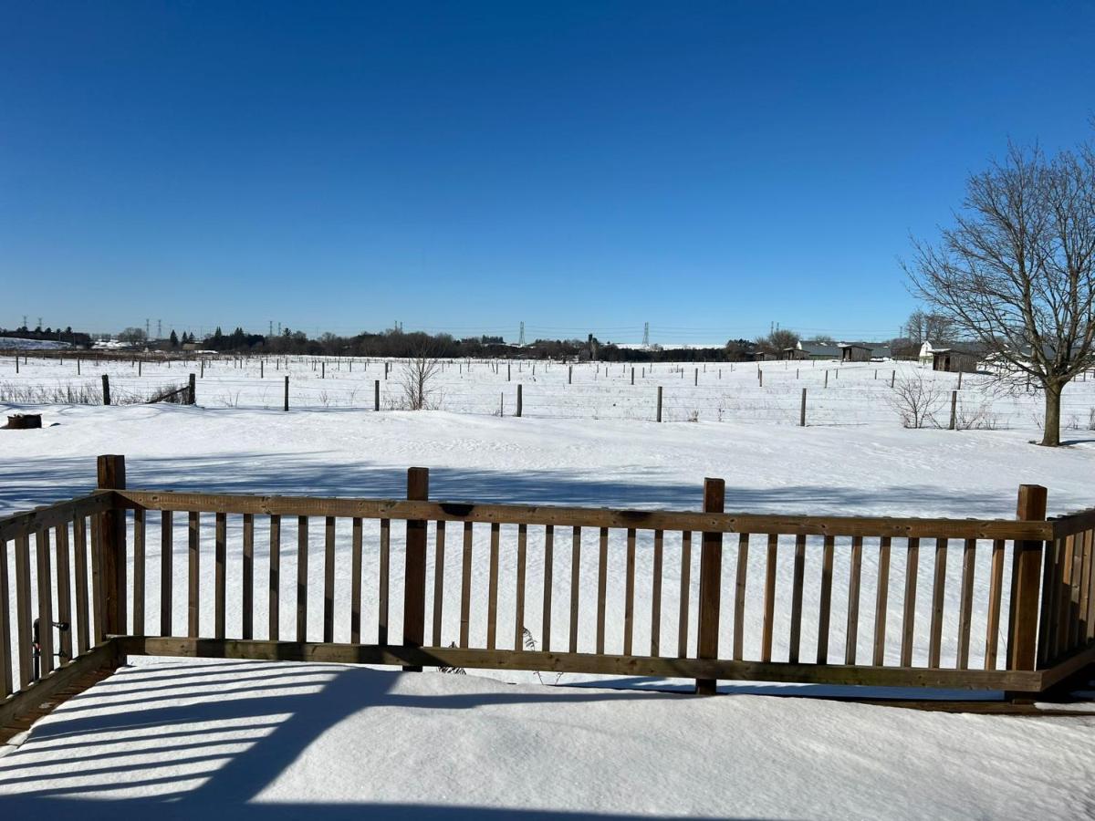 Bowmanville Event Place Ngoại thất bức ảnh