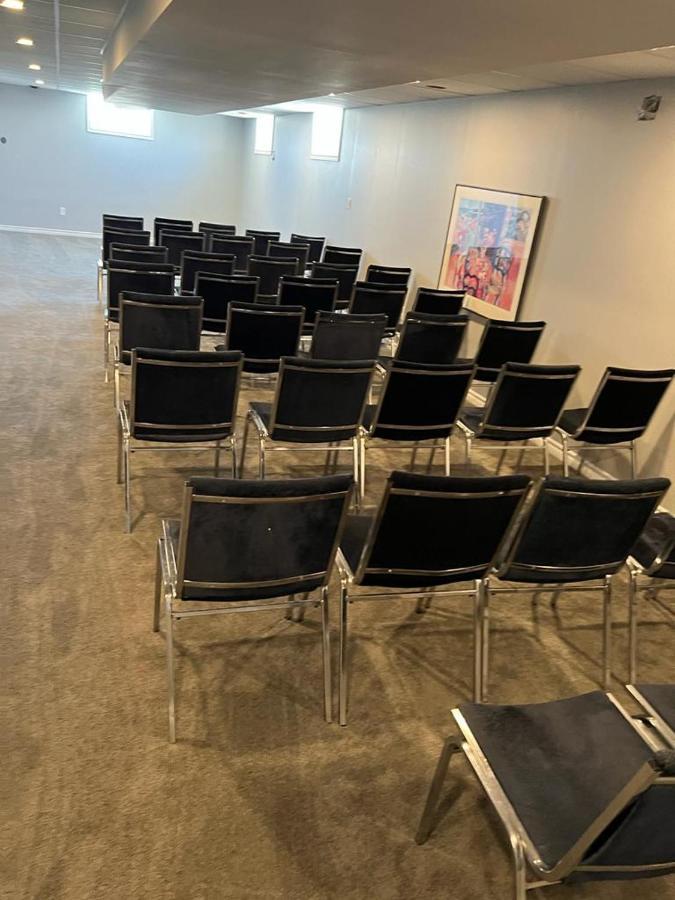 Bowmanville Event Place Ngoại thất bức ảnh